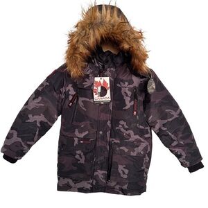 NWT Canada Weather Gear Parka Faux Fur Hood SZ 7 Black Camo Unisex Winter Warm